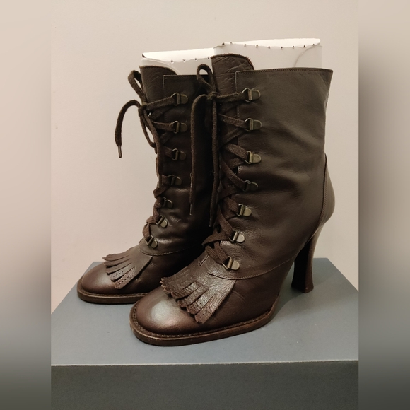 Size 37 D&G dark brown boots - Picture 4 of 7